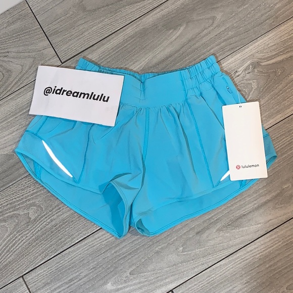 🌿NWT Lululemon Hotty Hot Low Rise Short 2.5” *Lined - Picture 3 of 6